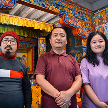 Load image into Gallery viewer, The Monk with Daughter & Disciple